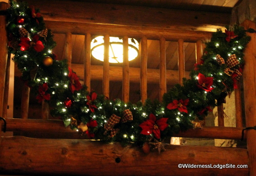 Lobby Garland
